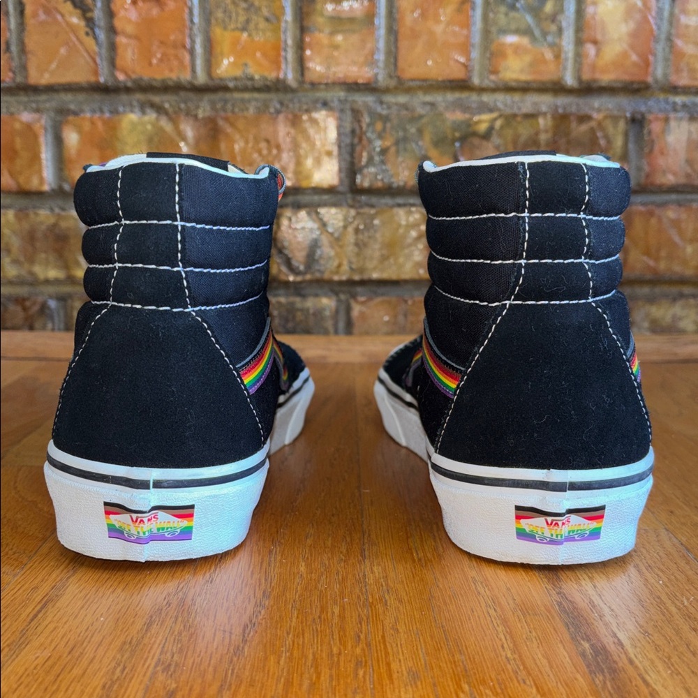-Vans Skate Sk8-Hi Pride Sneakers Black with Rainbow Men’s 8.5 Women’s 10 - Picture 6 of 16